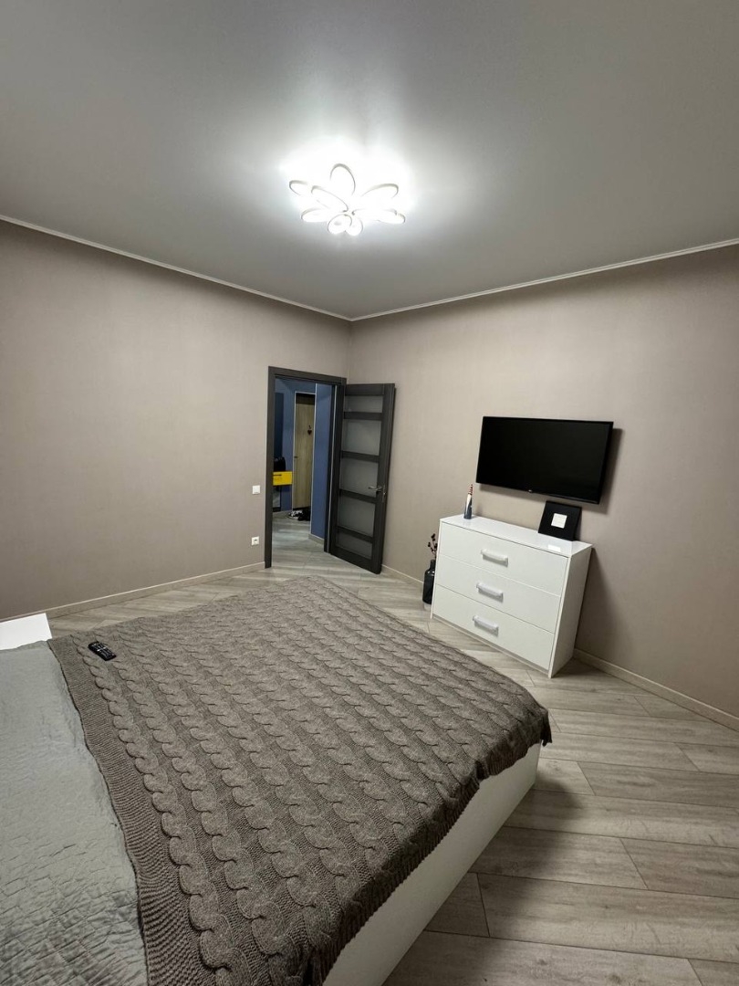 продажа однокомнатной квартиры номер A-174510 в Приморском районе, фото номер 14